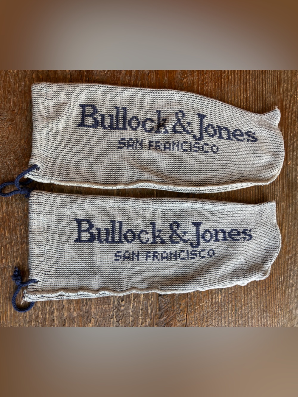 Bullock & Jones show duster bags